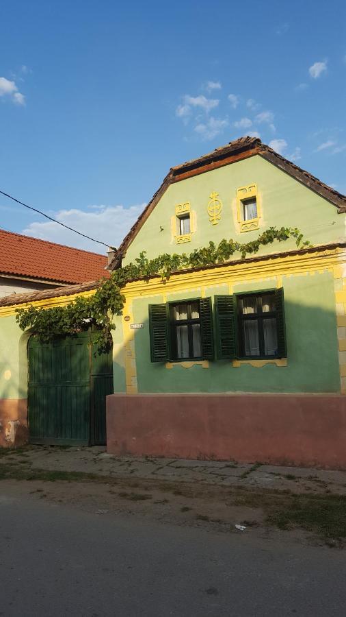 Valchid Guest House Buitenkant foto