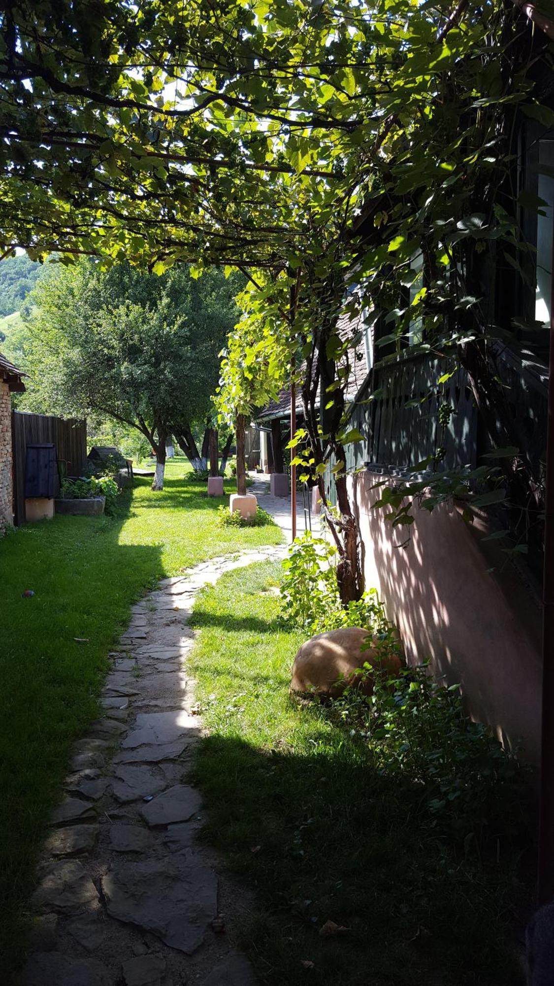 Valchid Guest House Buitenkant foto